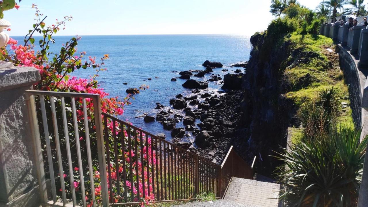La Castellese Bed & Breakfast Aci Castello Dış mekan fotoğraf