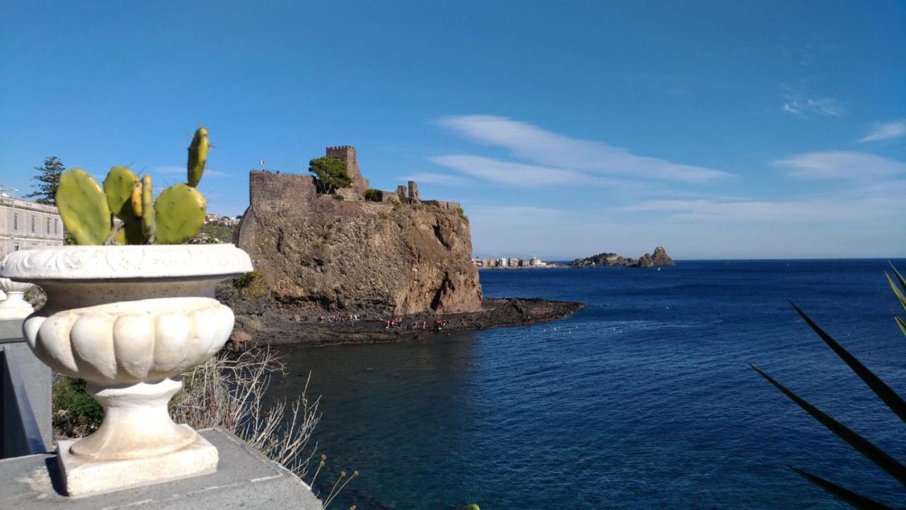 La Castellese Bed & Breakfast Aci Castello Dış mekan fotoğraf